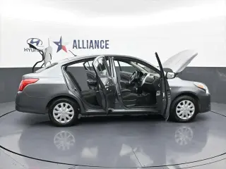 Nissan Versa 2019 S 4dr Sedan