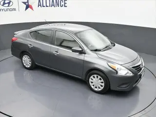 Nissan Versa 2019 S 4dr Sedan