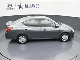 Nissan Versa 2019 S 4dr Sedan