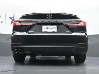 Toyota Camry 2025 SE 4dr Sedan