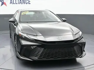 Toyota Camry 2025 SE 4dr Sedan