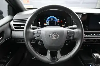 Toyota Camry 2025 SE 4dr Sedan