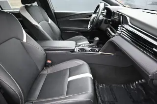 Toyota Camry 2025 SE 4dr Sedan