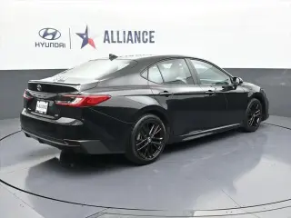 Toyota Camry 2025 SE 4dr Sedan