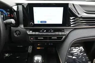 Toyota Camry 2025 SE 4dr Sedan