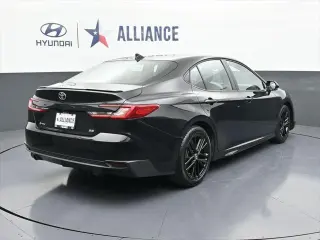 Toyota Camry 2025 SE 4dr Sedan