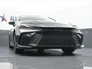 Toyota Camry 2025 SE 4dr Sedan
