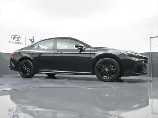 Toyota Camry 2025 SE 4dr Sedan