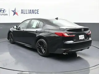 Toyota Camry 2025 SE 4dr Sedan