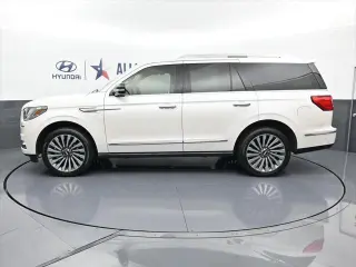 Lincoln Navigator 2019 4x4 Reserve 4dr SUV