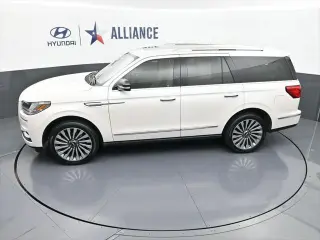 Lincoln Navigator 2019 4x4 Reserve 4dr SUV