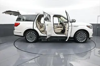 Lincoln Navigator 2019 4x4 Reserve 4dr SUV