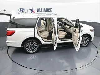 Lincoln Navigator 2019 4x4 Reserve 4dr SUV