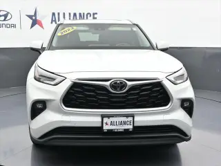 Toyota Highlander 2022 XLE 4dr SUV