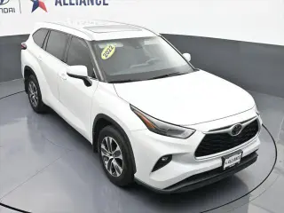 Toyota Highlander 2022 XLE 4dr SUV