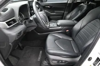 Toyota Highlander 2022 XLE 4dr SUV