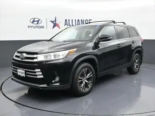 Toyota Highlander 2018 LE Plus 4dr SUV