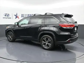 Toyota Highlander 2018 LE Plus 4dr SUV