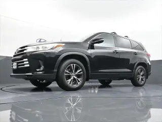 Toyota Highlander 2018 LE Plus 4dr SUV