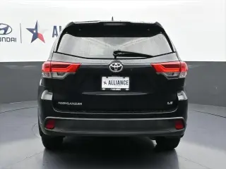 Toyota Highlander 2018 LE Plus 4dr SUV