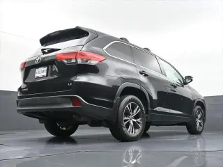 Toyota Highlander 2018 LE Plus 4dr SUV