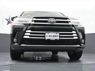 Toyota Highlander 2018 LE Plus 4dr SUV