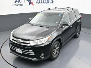 Toyota Highlander 2018 LE Plus 4dr SUV