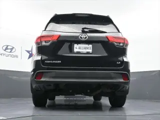 Toyota Highlander 2018 LE Plus 4dr SUV