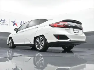 Honda Clarity Plug-In Hybrid 2018 Base 4dr Sedan