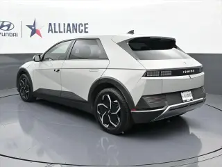 Hyundai IONIQ 5 2023 SE 4dr Crossover