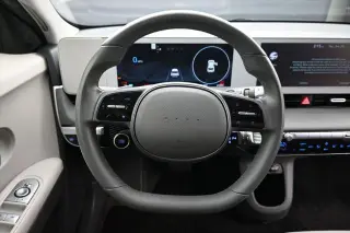 Hyundai IONIQ 5 2023 SE 4dr Crossover
