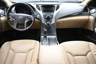 Hyundai Azera 2013 4dr Sedan