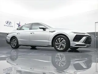 Hyundai SONATA Hybrid 2026 Blue 4dr Sedan