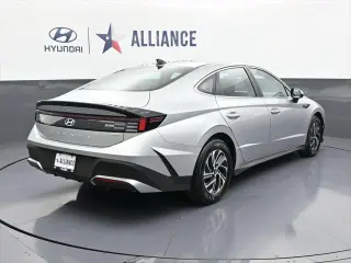Hyundai SONATA Hybrid 2026 Blue 4dr Sedan