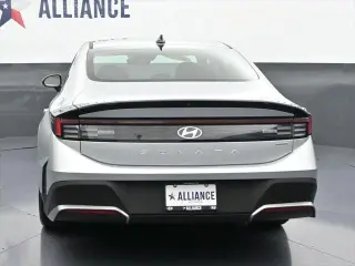 Hyundai SONATA Hybrid 2026 Blue 4dr Sedan