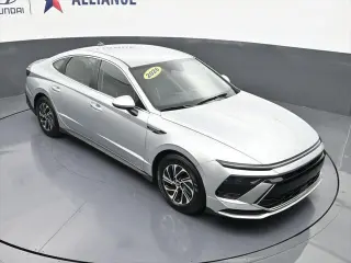 Hyundai SONATA Hybrid 2026 Blue 4dr Sedan