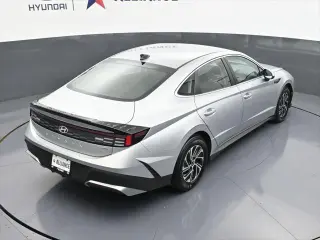 Hyundai SONATA Hybrid 2026 Blue 4dr Sedan