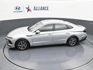 Hyundai SONATA Hybrid 2026 Blue 4dr Sedan