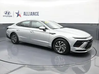 Hyundai SONATA Hybrid 2026 Blue 4dr Sedan