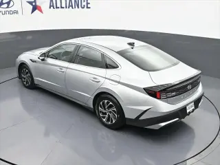 Hyundai SONATA Hybrid 2026 Blue 4dr Sedan