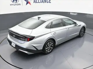 Hyundai SONATA Hybrid 2026 Blue 4dr Sedan