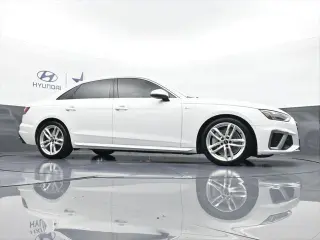 Audi A4 2022 AWD quattro S line Premium Plus 45 TFSI 4dr Sedan