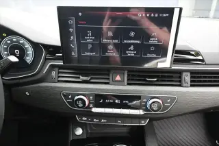 Audi A4 2022 AWD quattro S line Premium Plus 45 TFSI 4dr Sedan