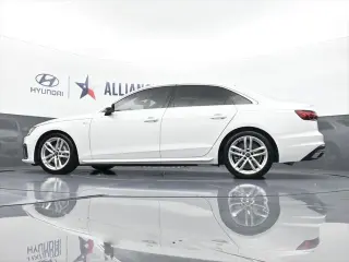 Audi A4 2022 AWD quattro S line Premium Plus 45 TFSI 4dr Sedan
