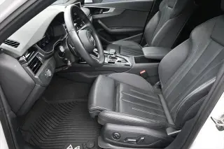 Audi A4 2022 AWD quattro S line Premium Plus 45 TFSI 4dr Sedan