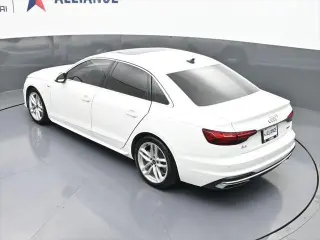 Audi A4 2022 AWD quattro S line Premium Plus 45 TFSI 4dr Sedan