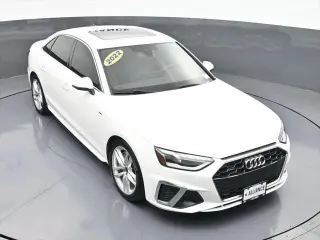 Audi A4 2022 AWD quattro S line Premium Plus 45 TFSI 4dr Sedan
