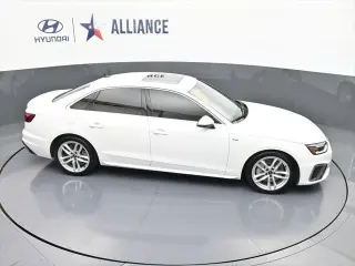 Audi A4 2022 AWD quattro S line Premium Plus 45 TFSI 4dr Sedan
