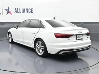 Audi A4 2022 AWD quattro S line Premium Plus 45 TFSI 4dr Sedan