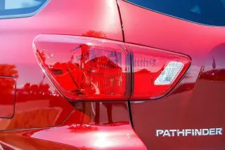 Nissan Pathfinder 2019 4x4 SV 4dr SUV